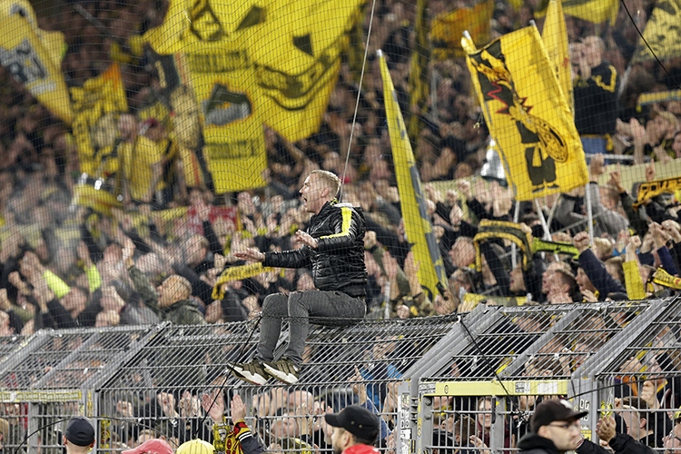19-10-2019: Voetbal: Borussia Dortmund v Borussia Munchengladbach: DortmundBundesliga Fans of Borussia Dortmund